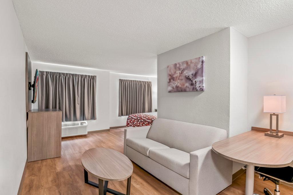 Red Roof Inn ساوثفيلد المظهر الخارجي الصورة